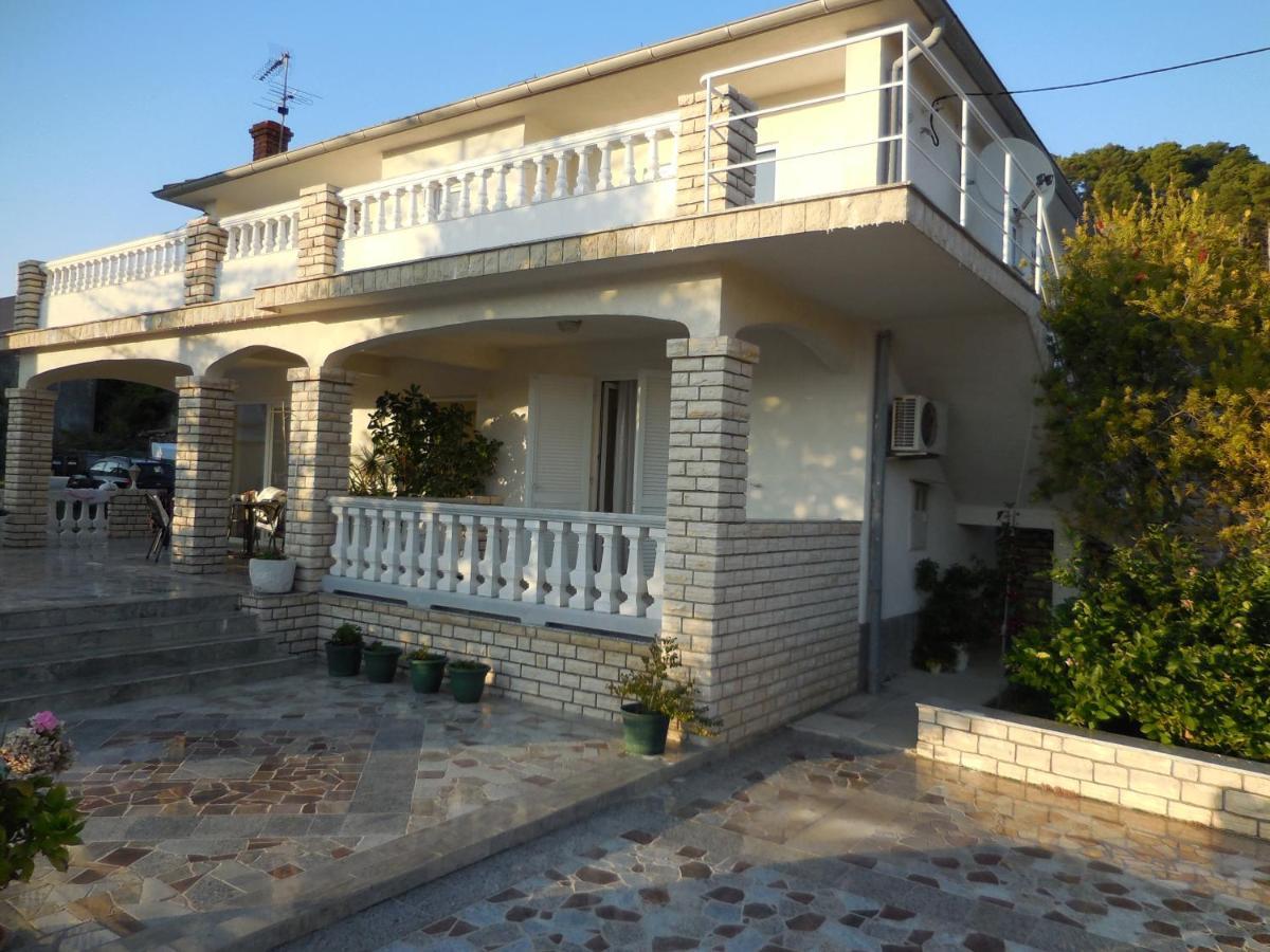 Apartments Ivica Lupic Kampor Luaran gambar